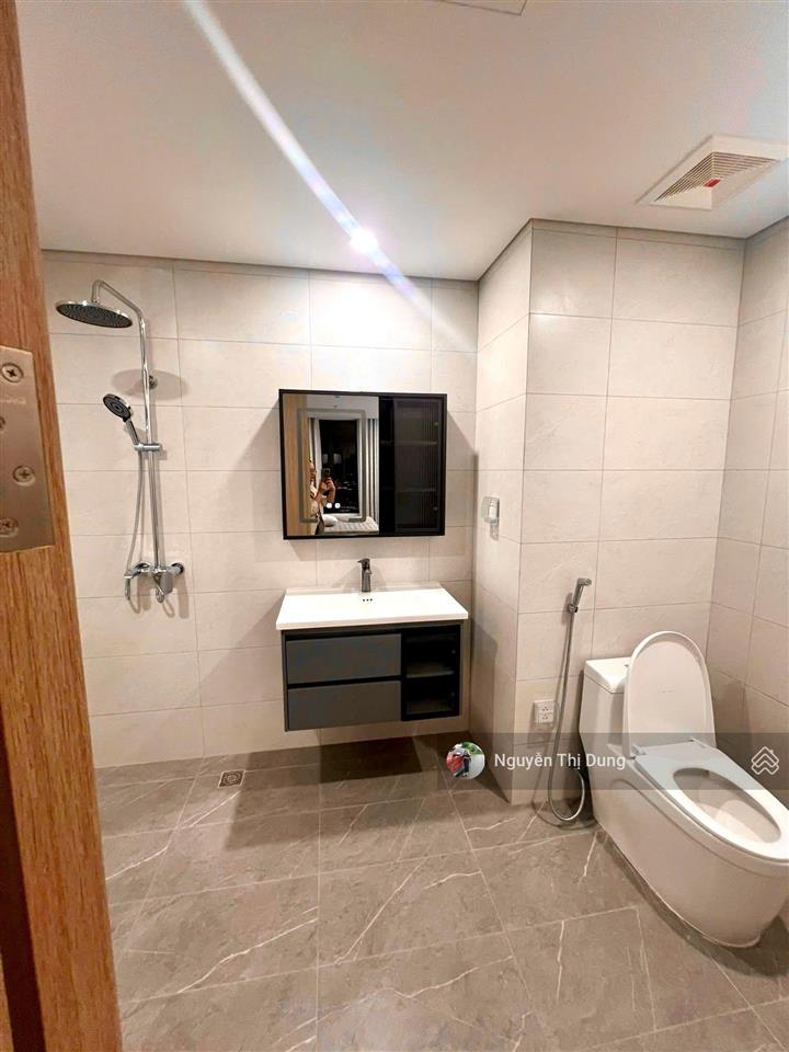 Căn hộ 110m² đã có đồ giá chỉ 7 tỷ  có hỗ trợ bank  đã có sổ sẵn sàng giao dịch.