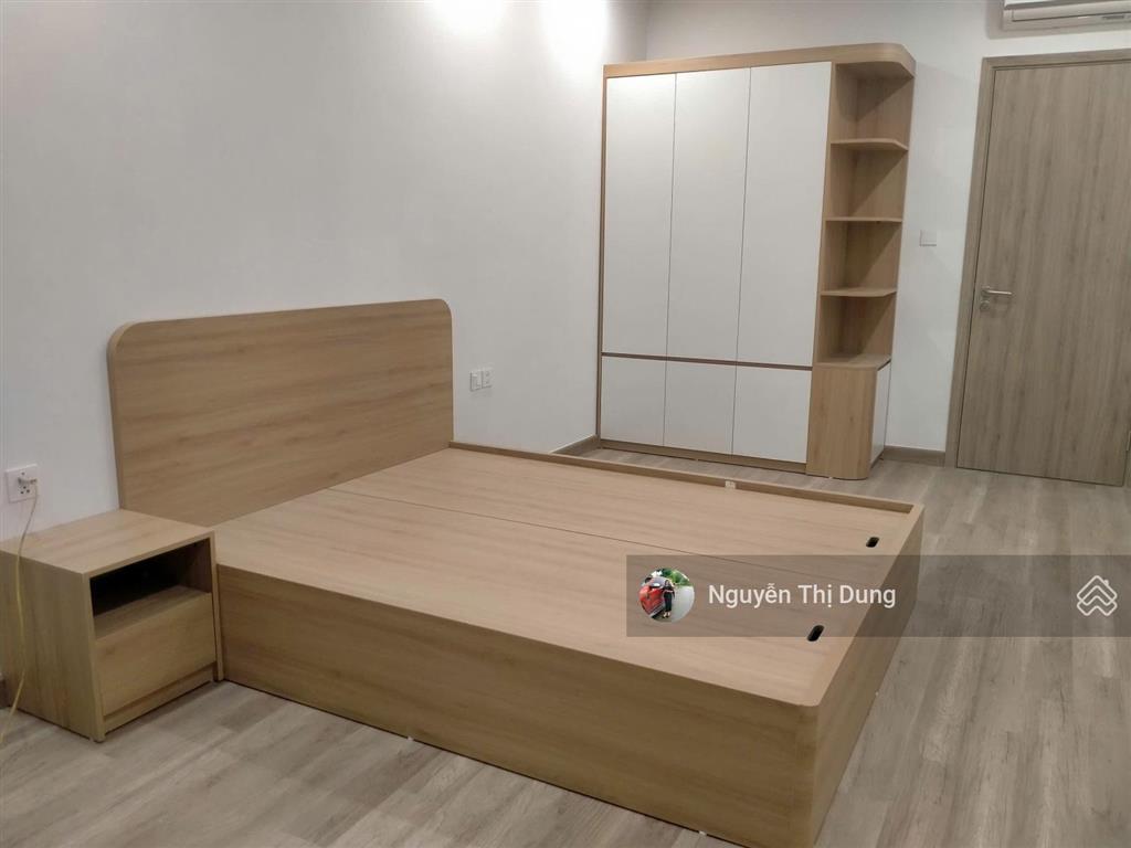Cho thuê căn hộ 3 ngủ 116m2  ban công đông nam  đã có đồ, vào ở ngay.