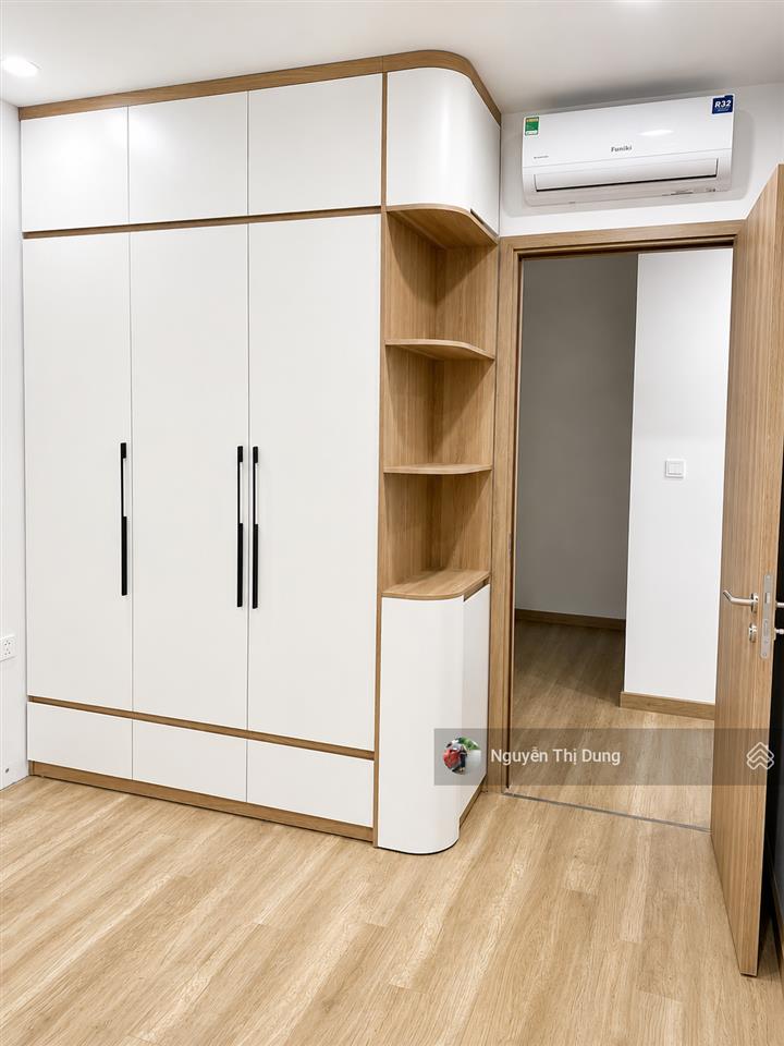Hot! chủ nhà cần bán căn 83m2 (2 ngủ+2wc)  chỉ 5.6 tỷ bao phí  đã có đồ liền tường.