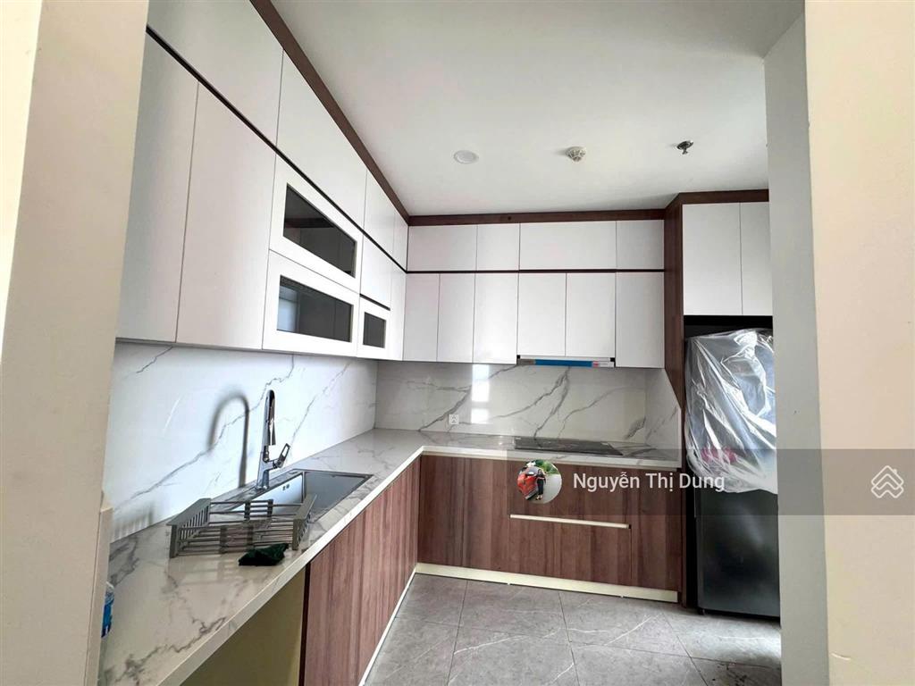 Cho thuê căn 2pn  83m2 giá 10 triệu/tháng (2 năm không tăng giá)