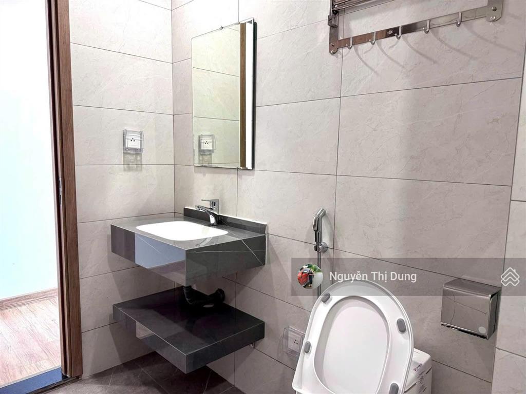 Cho thuê căn 2pn  83m2 giá 10 triệu/tháng (2 năm không tăng giá)