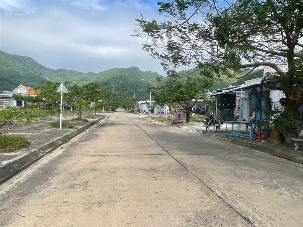 Chỉ 15tr/m2 sở hữu ngay 95m2 đất tđc đại lãnh đón sóng khu kinh tế vân phong