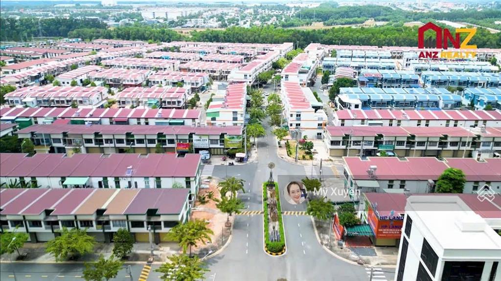 Chủ kẹt tiền cần bán căn nhà đã hoàn thiện, đang có hợp đồng thuê sẵn, cạnh trường đại học việt đức