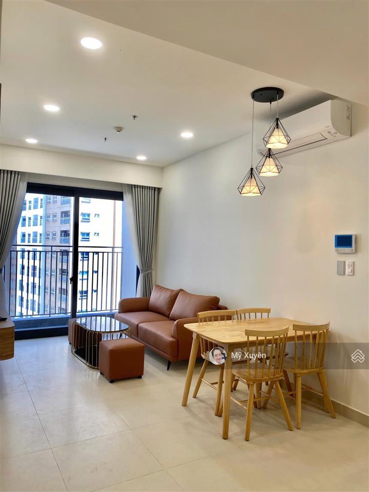 Bán ch chỉ 2,9 tỷ  full nội thất  2pn  tầng trung  sẵn hđ thuê 13 triệu