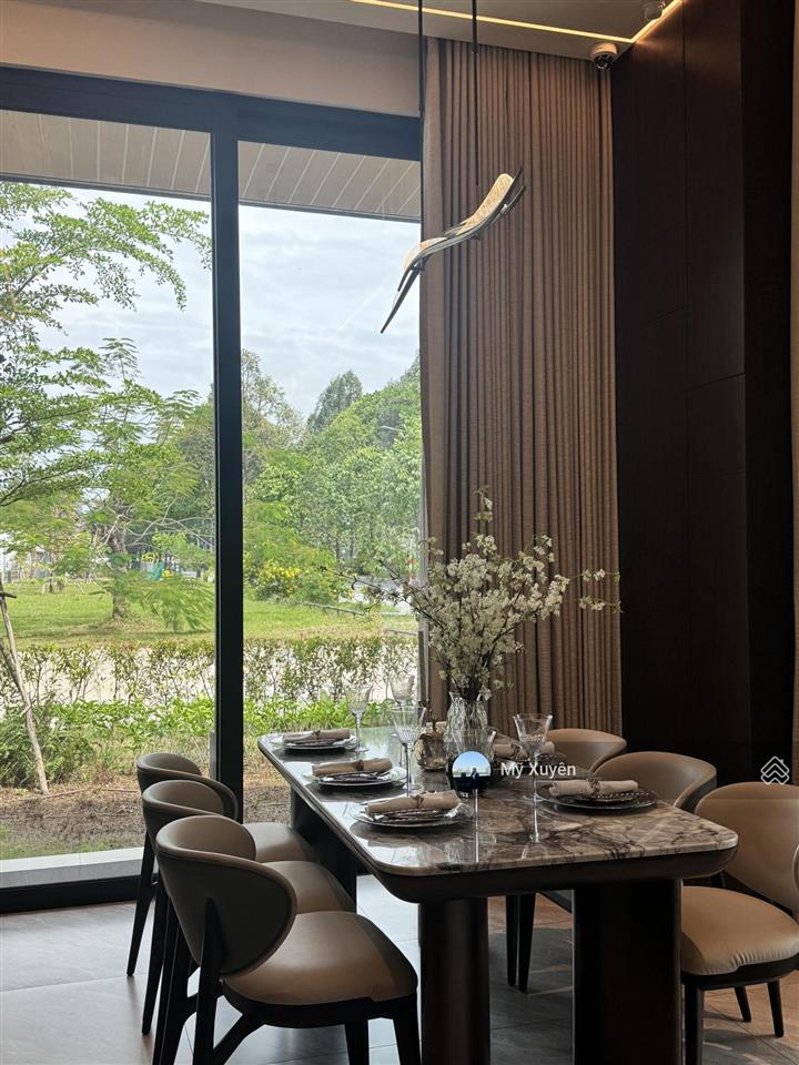 Bán căn góc tầng 8 view siêu thị aeontầm view vĩnh viễngiá 6,9 tỷ all in