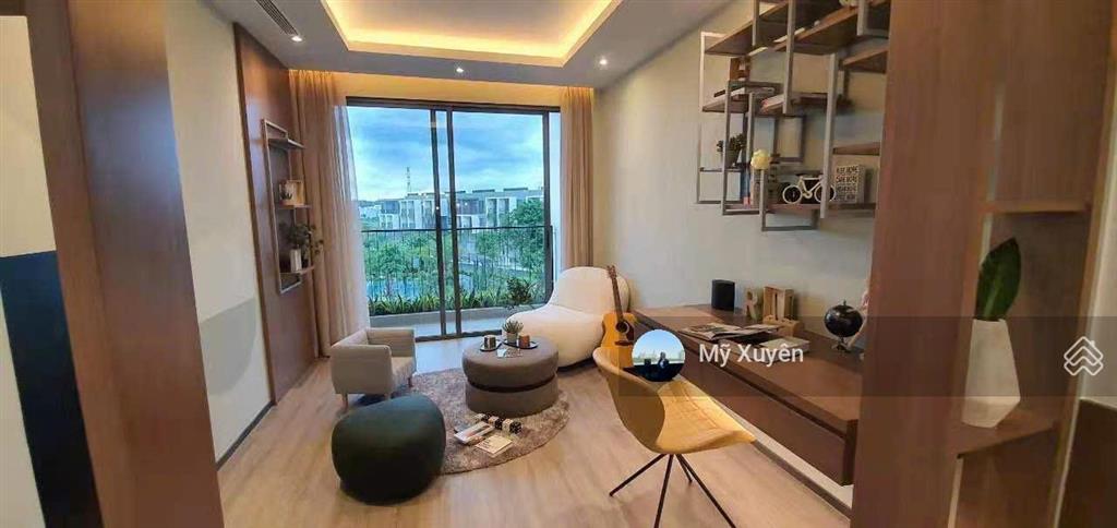 Bán căn nhà phố standard view hồ bơi  full nội thất cao cấp giá 6,5 tỷ