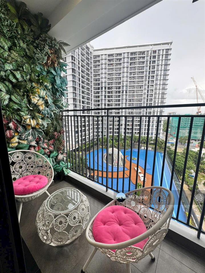 Bán ch glory 3pn view hồ bơi  full nội thất giá 5,5 tỷ