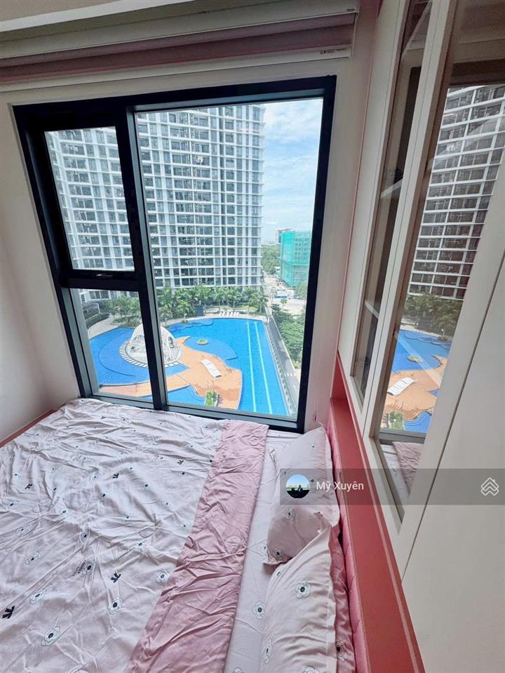 Bán ch glory 3pn view hồ bơi  full nội thất giá 5,5 tỷ