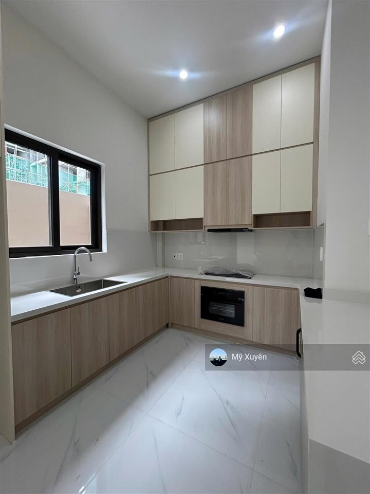 Cho thuê nhà phố the orchard  sycamore bình dương  đầy đủ nội thất  4 phòng ngủ