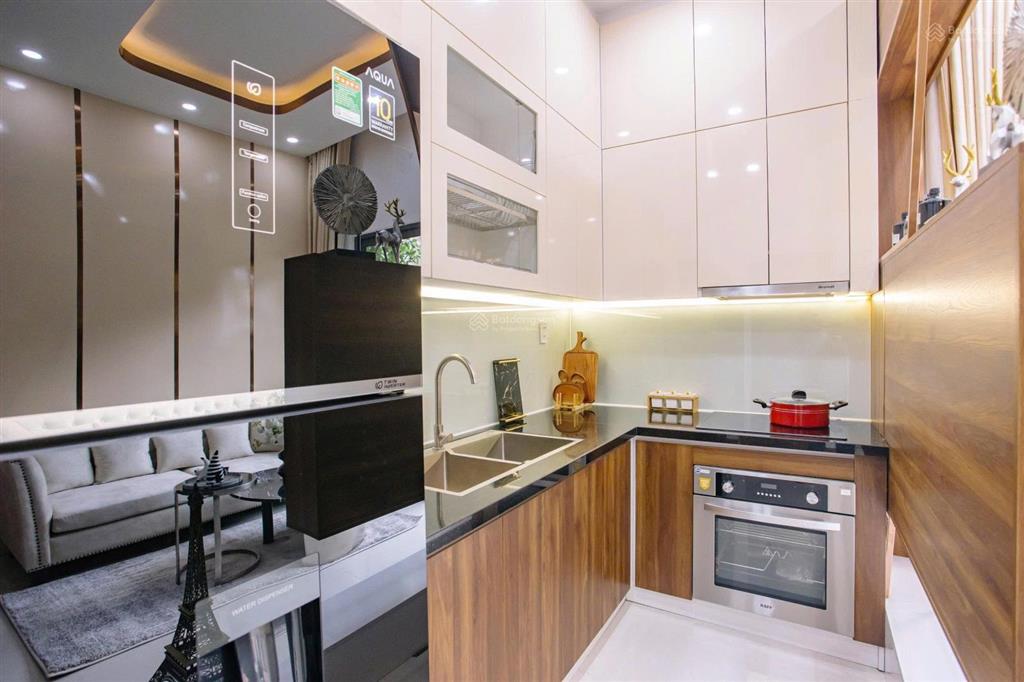 Hiếm  căn hộ diamond boulevard mặt tiền ql13 giá tốt nhất khu vực 36tr/m2  bàn giao full nội thất