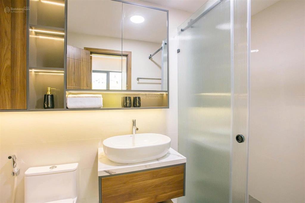 Hiếm  căn hộ diamond boulevard mặt tiền ql13 giá tốt nhất khu vực 36tr/m2  bàn giao full nội thất