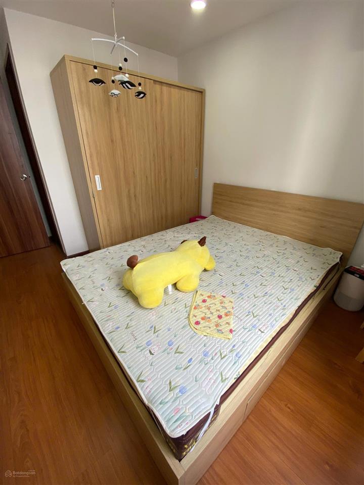 Bán nhanh căn hộ 57m2 full nt nhà mới, sổ sẵn. giá 1.650 tỷ 2pn 2wc samsora gần metro  0932 013 ***