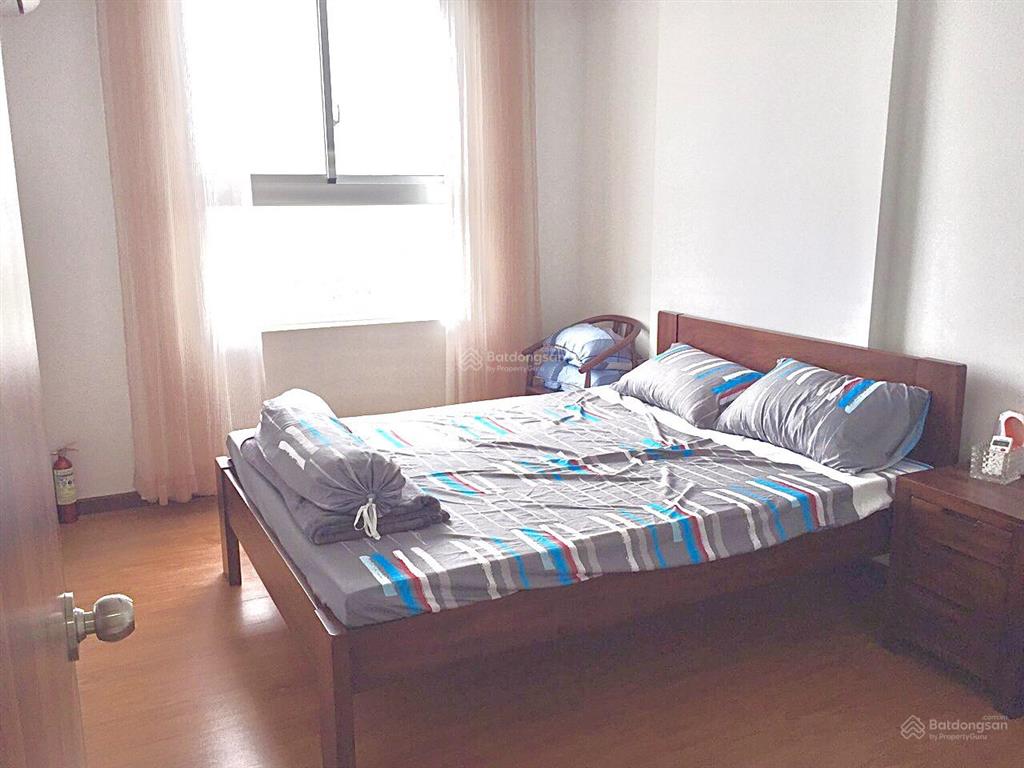 Bán gấp căn 49m có nội thất giá ngộp chỉ 1370 tỷ bao thuế, sổ hồng riêngo932o13216