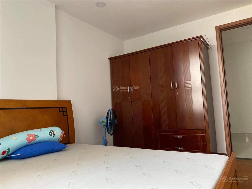 Bán gấp căn 49m có nội thất giá ngộp chỉ 1370 tỷ bao thuế, sổ hồng riêngo932o13216