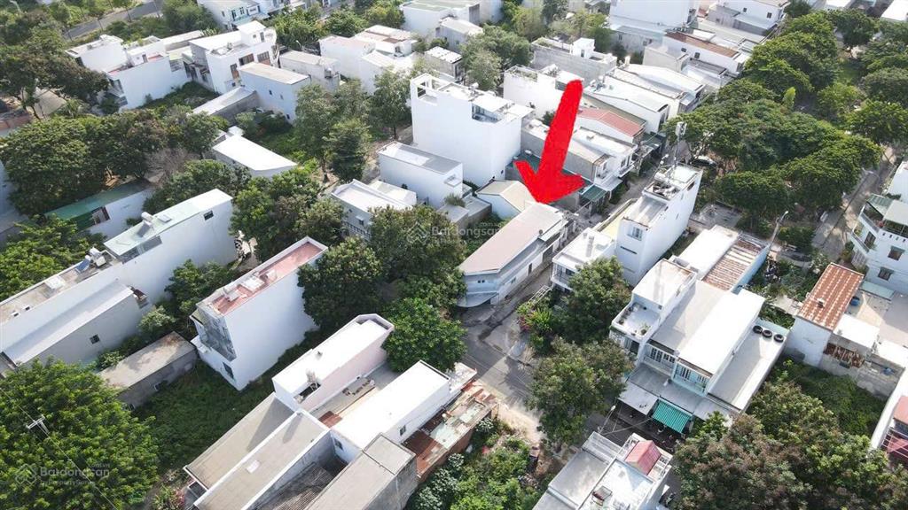 Bán nhà 2 mặt tiền đường, thuộc tái định cư đất lành tp nha trang