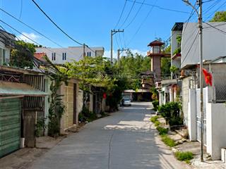 Đất mặt tiền ngô đến ngay suối khoáng nóng tháp bà tp nha trang. 988.9m2 giá 8 tỷ