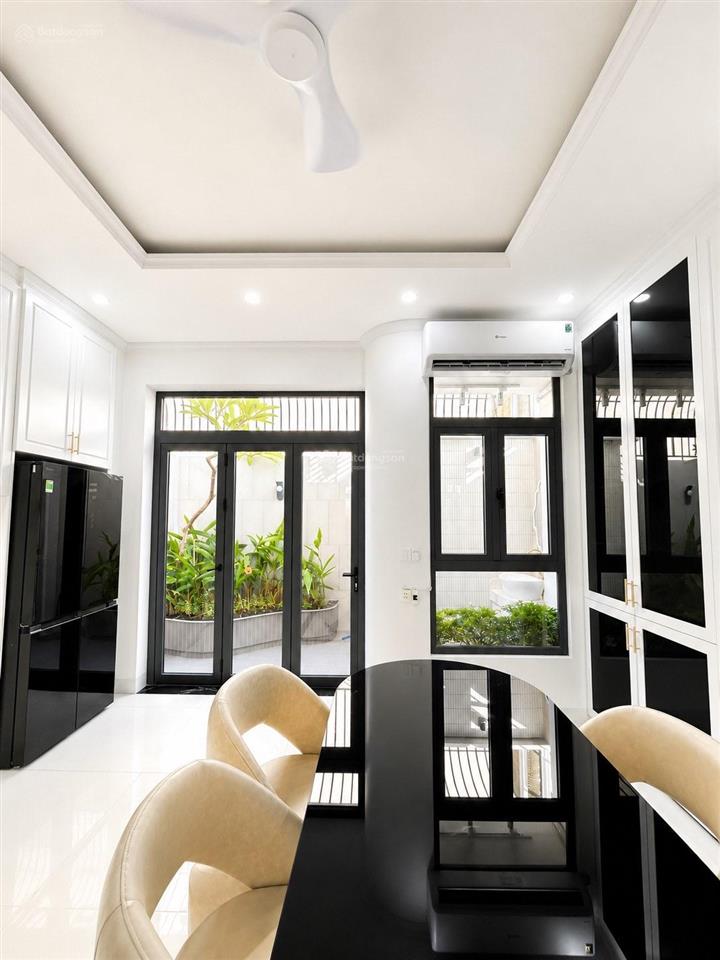 Nhà 3 tầng gói 5 mỹ gia tp nha trang, gần sông full nội thất cao cấp