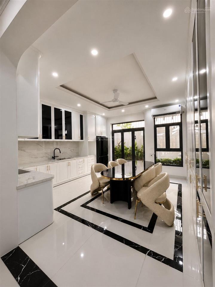 Nhà 3 tầng gói 5 mỹ gia tp nha trang, gần sông full nội thất cao cấp