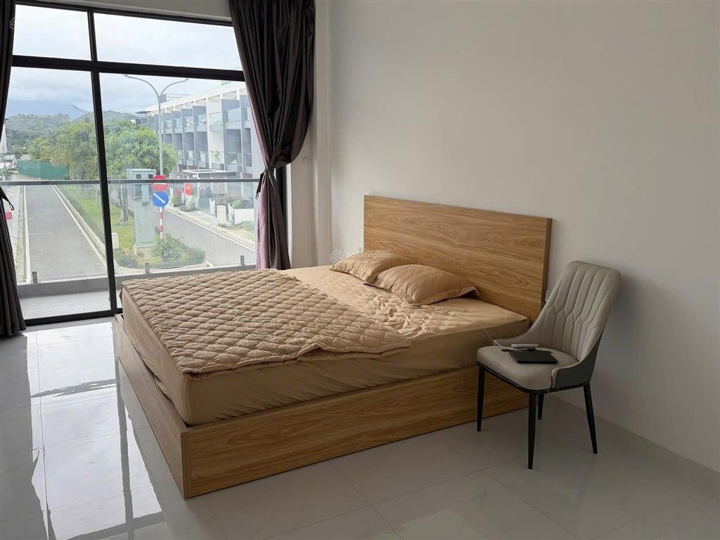 Bán nhà 3 tầng gói 8 mỹ gia, thành phố nha trang, đường võ nguyên giáp, giá 7,5 tỷ