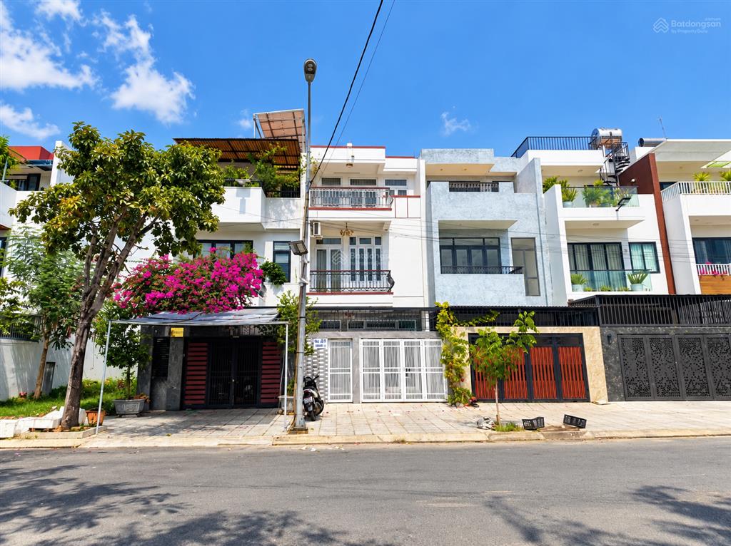 Nhà 3 tầng đường 27m, khu đô thị mỹ gia, tp nha trang, gói 2. giá 8 tỷ