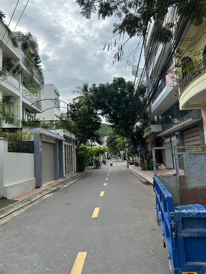 Bán 4 tầng mặt tiền đường cao văn bé  nha trang , gần mường thanh viễn triều gần biển . 10 tỷ