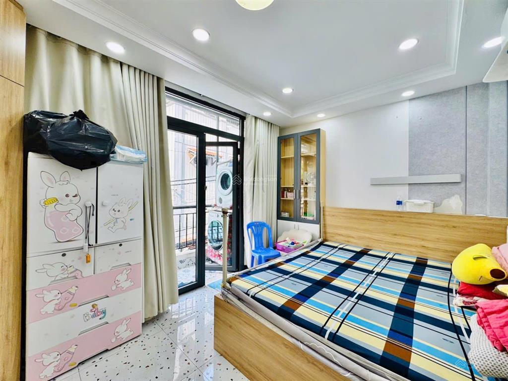 Bán nhà mặt tiền đường số 1, f.hạnh thông,gv, dt 35m2( 4.8x8m),trệt + lầu.