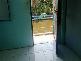 Cho thuê phòng trọ 25m2 gác suốt thoáng mát sạch sẽ, yên tĩnh, an ninh, vui vẻ. 2.5tr/th, hẻm 558