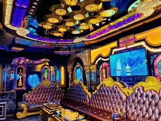 Bán tòa nhà karaoke 7 tầng nguyễn duy trinh quận 2. 382m² đang kinh doanh tốt. 78 tỷ cả giấy phép