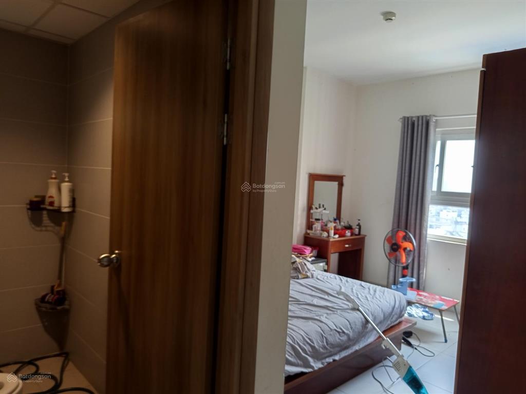 Bán căn hộ block a chung cư bộ công an, 72 m2 2pn tầng cao view đẹp chính chủ 5.2 tỷ