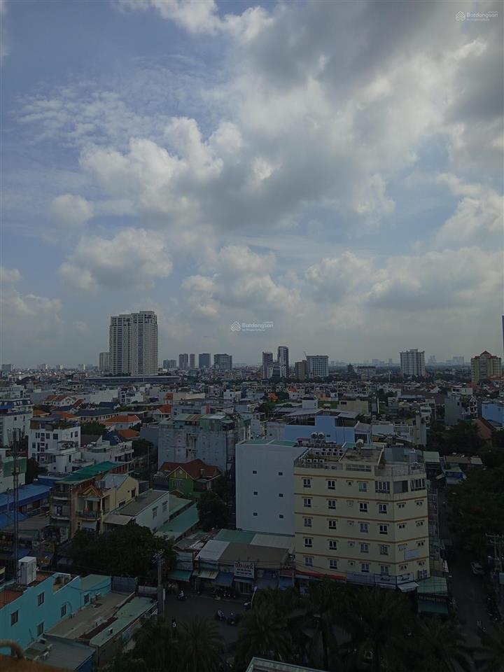 Bán căn hộ block a chung cư bộ công an, 72 m2 2pn tầng cao view đẹp chính chủ 5.2 tỷ
