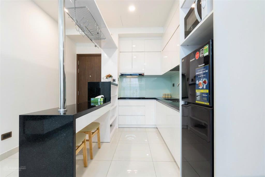 Tin thật 100% căn hộ sài gòn royal, quận 4, 2 phòng ngủ 1 wc, 60m2, đầy đủ nội thất giá chỉ 18 tr