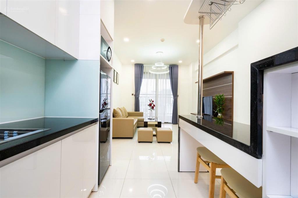 Tin thật 100% căn hộ sài gòn royal, quận 4, 2 phòng ngủ 1 wc, 60m2, đầy đủ nội thất giá chỉ 18 tr