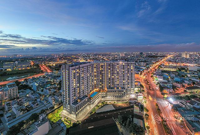 Hạ giá 110tr bán căn hộ 69m2 view hồ bơi, 2pn, 2wc full nội thất cao cấp  cc moonlight boulevard