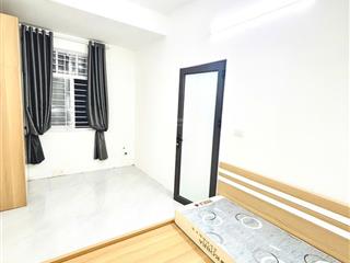 Cho thuê phòng 40m2, 1k1n, ban công thang máy, 4 người ở, tại khương trung, ngã tư sở, giá 6 tr/th.
