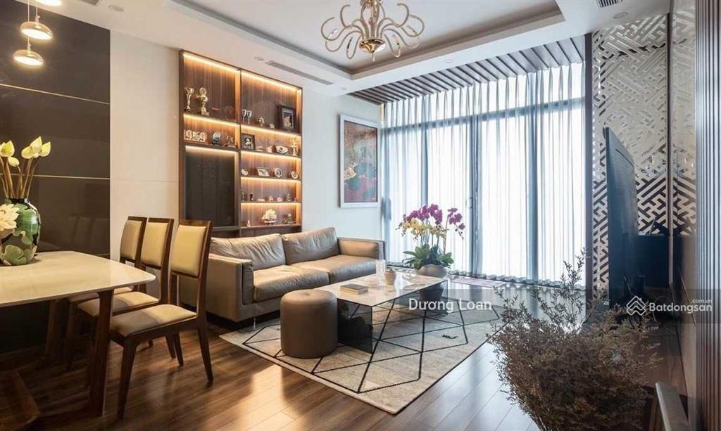 Cho thuê căn 2 ngủ hoàng cầu skyline  36 hoàng cầu view hồ giá 20 triệu.  0372 004 ***
