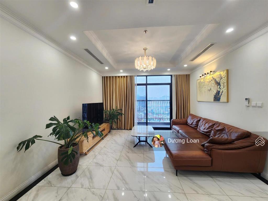 Bán nhanh căn góc 172m2 tầng trung ở dự án mandarin, giá chỉ 19 tỷ.  em loan 0372 004 ***