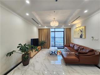 Bán nhanh căn góc 172m2 tầng trung ở dự án mandarin, giá chỉ 19 tỷ.  em loan 0372 004 ***