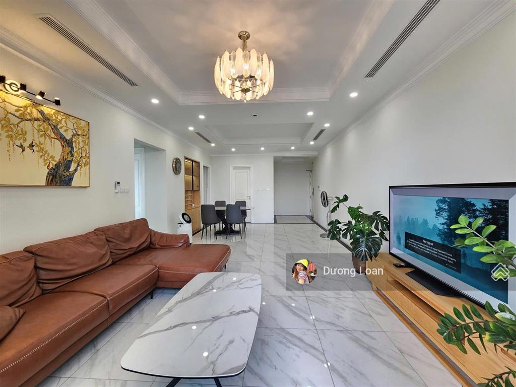 Chính chủ bán gấp căn hộ cao cấp mandarin, 2pn, 127m2, tầng cao, view đẹp, 16 tỷ. e loan 0372 004 ***