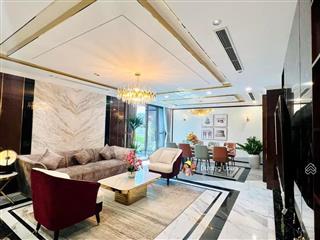Cho thuê căn hộ tại b6 giảng võ  ba đình, dt 100m2, 3 pn, full đồ giá 23 triệu.  0372 004 ***