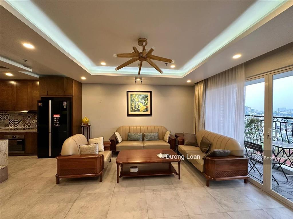 Cho thuê căn hộ 3pn 93 láng hạ  tòa vip khu vực láng hạ.  0372 004 ***