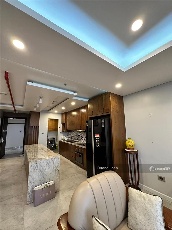 Cho thuê căn hộ 3pn 93 láng hạ  tòa vip khu vực láng hạ.  0372 004 ***