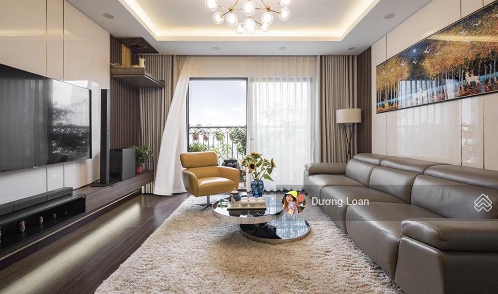 Em loan 0372 004 *** cho thuê căn hộ 2pn tại tòa hong kong tower  243a đê la thành, 94m2