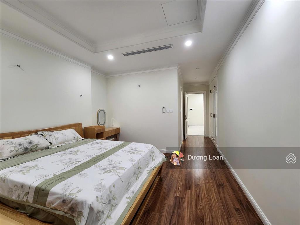Bán căn hộ green diamond 93 láng hạ, 136m2, 3pn, căn góc, giá cực kì tốt, sẵn sổ. 0372 004 ***