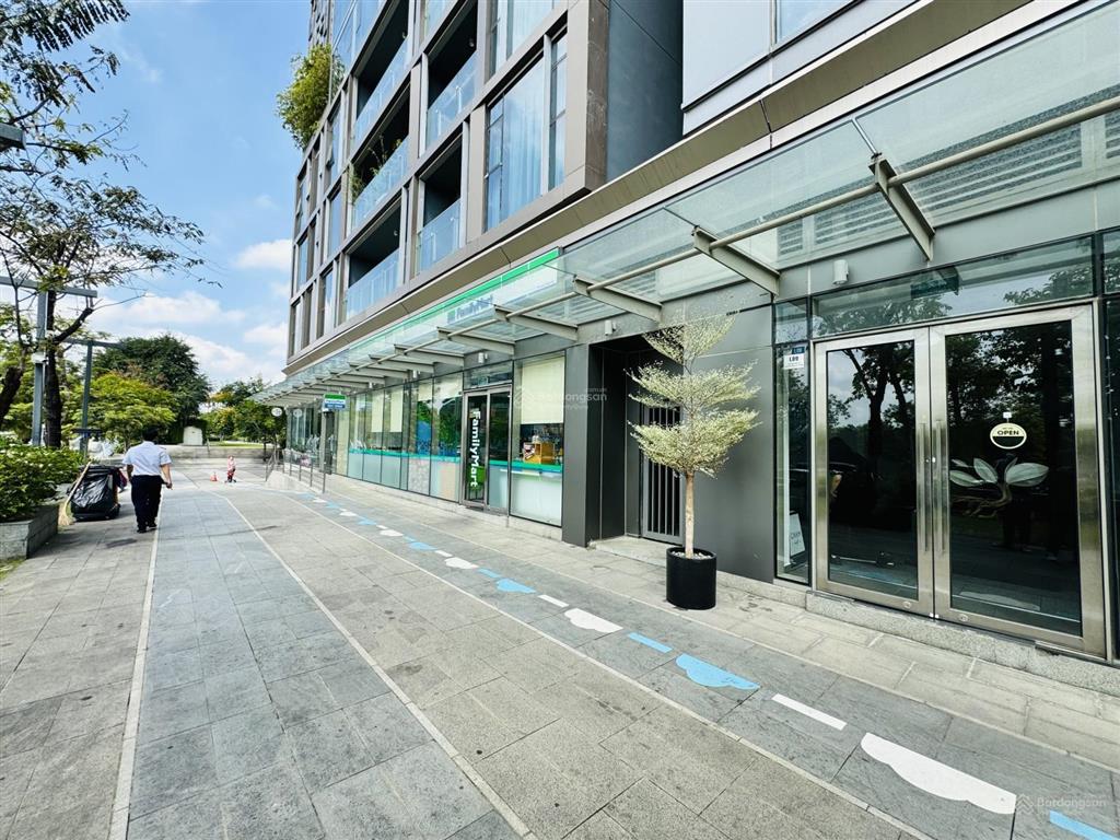 Cho thuê shophouse empire city dt 57m2 giá tốt tại khu vực thủ thiêm.  0904 320 ***  nguyên