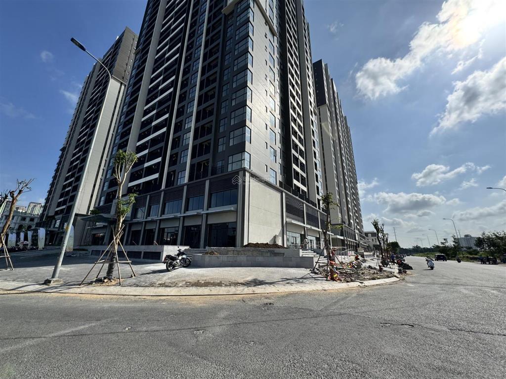 Cho thuê shophouse victoria village  vị trí đẹp. giá thuê 15 triệu/tháng