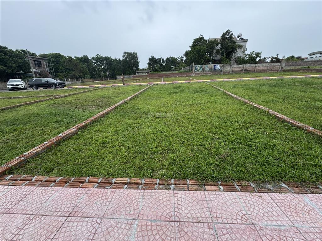 Cắt lỗ sâu lô góc gần vành đai 5, gần trường đh lao động, đại học việt hùng