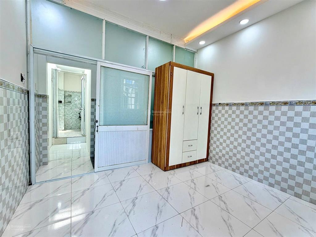 Bán nhà mới vào ở ngay 76/2a đường 26/3 bình tân. nhà 1 trệt 1 lầu khu dân trí cao.