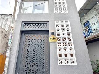 Bán nhà chiến lược  quận bình tân. nhà mới vào ở ngay, công năng đầy đủ giá tốt.