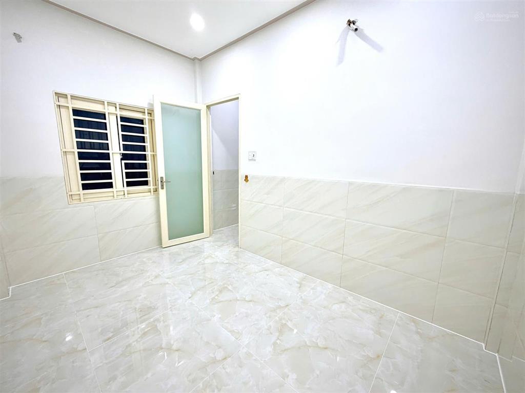 Bán nhà riêng 3/15 văn cao quận tân phú 2 ngủ dân trí cao. giá 5,35 tỷ