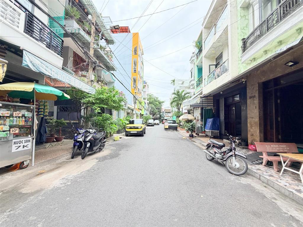 Bán nhà mới 16/37a nguyễn nhữ lãm phú thọ hòa. vị trí đẹp trung tâm.  0909 966 ***